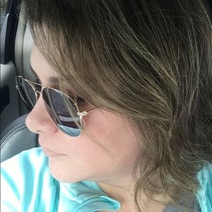 Meet your Posher, Brianne